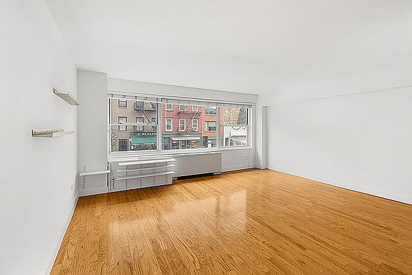 1st image of 33 Greenwich Ave APT 2F