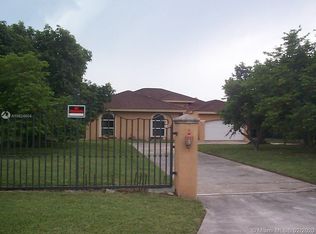 15563 SW 276th St, Homestead, FL 33032