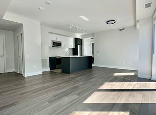 2525 Bathurst St #903, Toronto, ON M6B 2Y9