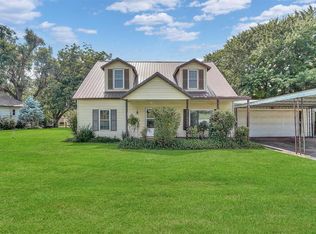409 S McDonald St, Dill City, OK 73641