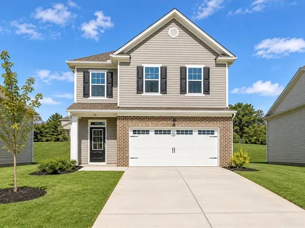 12 Gateway St, Central, SC 29630
