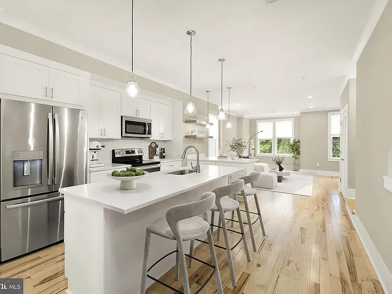 1624 26th Pl SE #2 — Photo 3