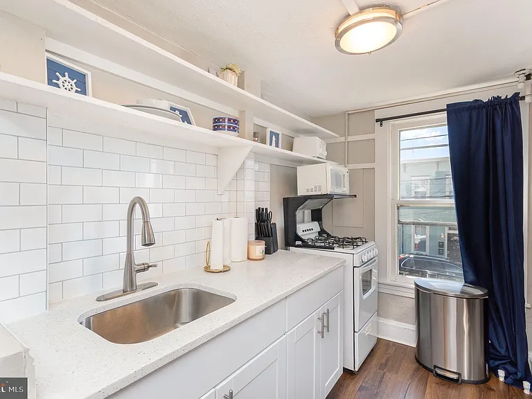 126 Prince George St #4 — Photo 6