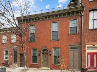 321 S Chadwick St, Philadelphia, PA 19103