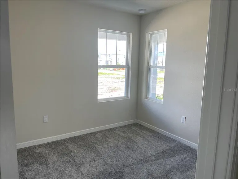 1260 Regal King Dr — Photo 11