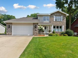 1502 Greenleaf Rd, Faribault, MN 55021