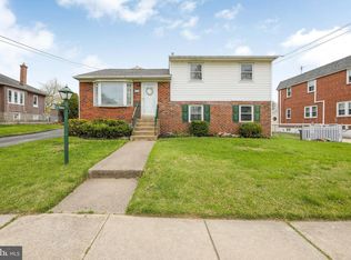 316 Massasoit St, Lester, PA 19029