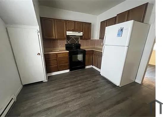 432 Williams Ave S — Photo 3