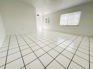 115 Bentley Dr #4, Miami, FL 33166