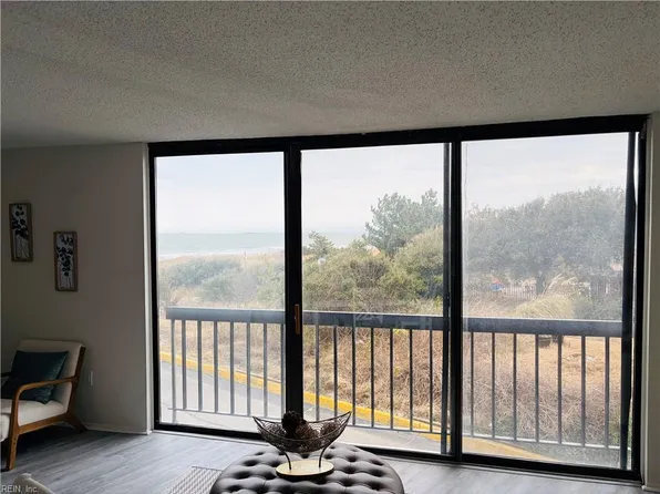 1222 E Ocean View Ave APT 204, Norfolk, VA 23503