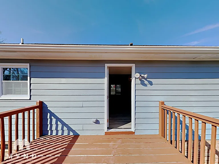512 Basswood Way — Photo 19