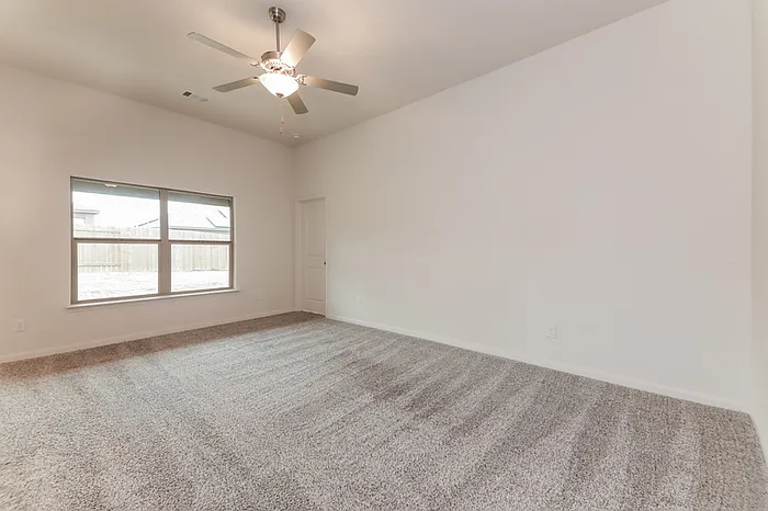 833 Mallorie Ln — Photo 12