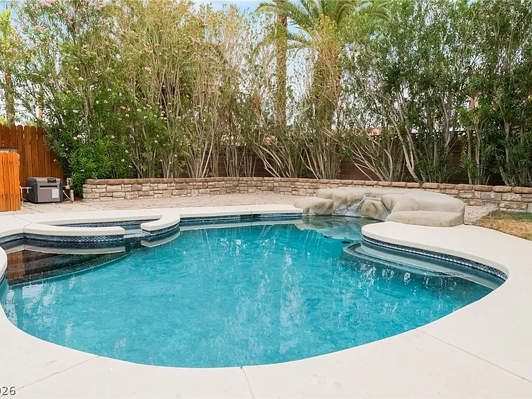 7425 Copper Crown Ct — Photo 47