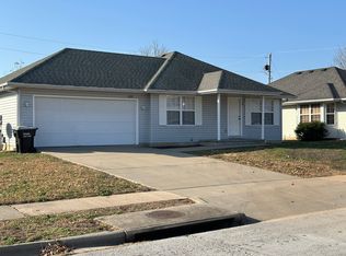 437 S Beechwood Ave, Republic, MO 65738