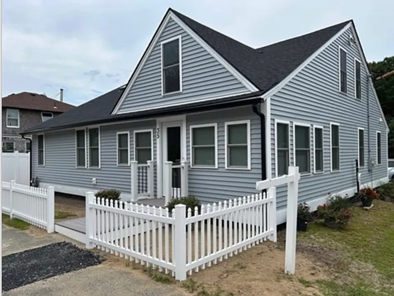 35 Locust St — Photo 8