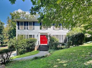 2990 Mountain Trce NE, Roswell, GA 30075