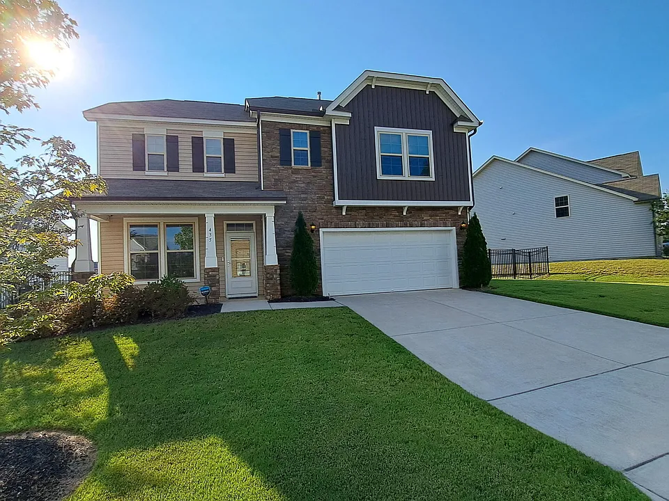 435 Hawksbill Dr