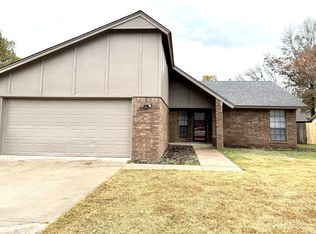 3128 Cardinal Dr, Ardmore, OK 73401