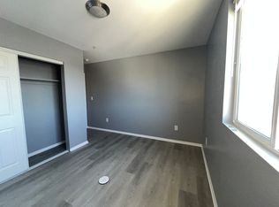 249 E 69th St, Los Angeles, CA 90003