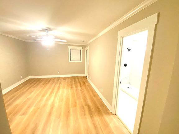3rd image of 7601 La Roche Ave