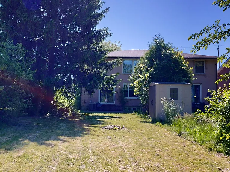 260 Taylor St — Photo 24