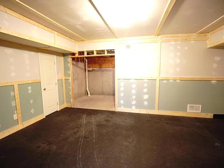 1868 Austins Pointe Dr — Photo 34