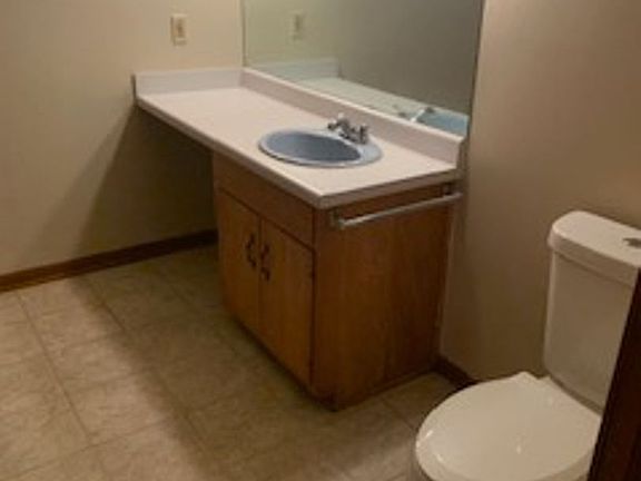 3rd image of 114 W Washington St #3