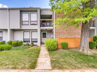 2 E Lake Dr, Hightstown, NJ 08520