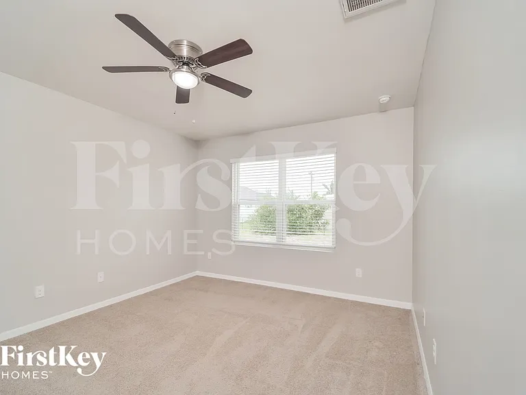 1627 SW 25th Ln — Photo 13