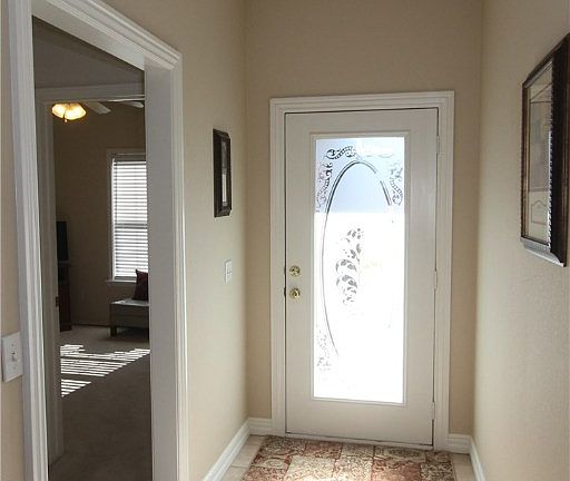3rd image of 2516 W Indian Oaks Trl