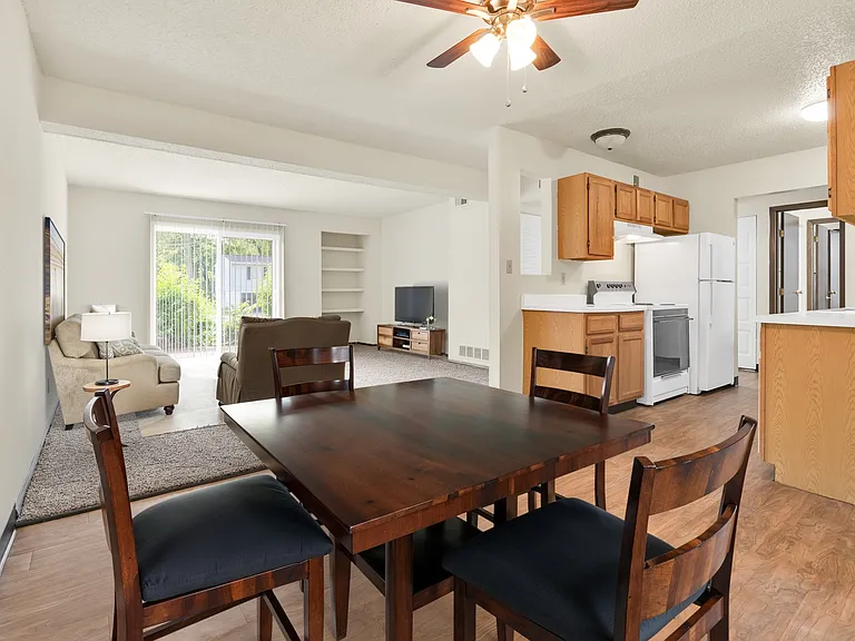2 Bedroom
