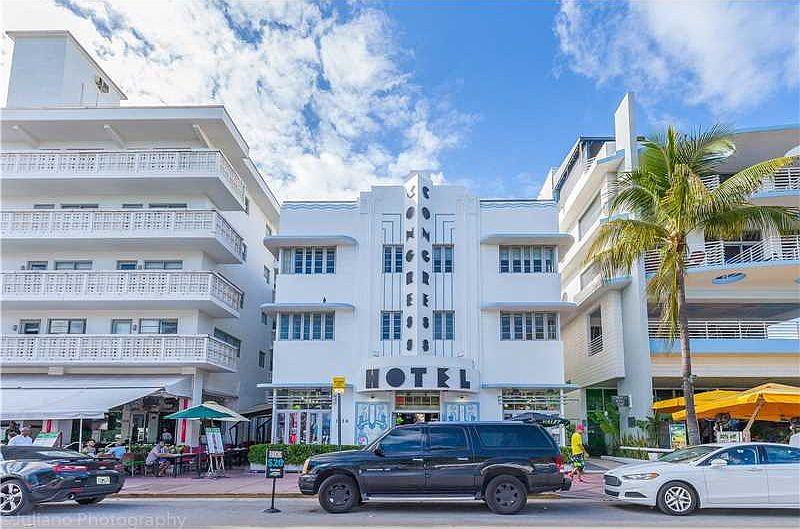 1st image of 1024 Ocean Dr #A403
