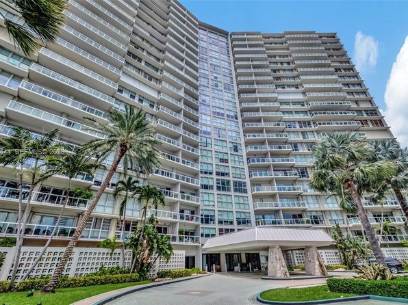 2451 Brickell Ave APT 12G