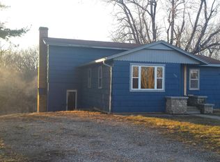 709 Cliff Dr, Brunswick, MO 65236
