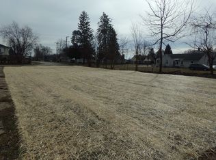 201 S State St, Poplar Grove, IL 61065