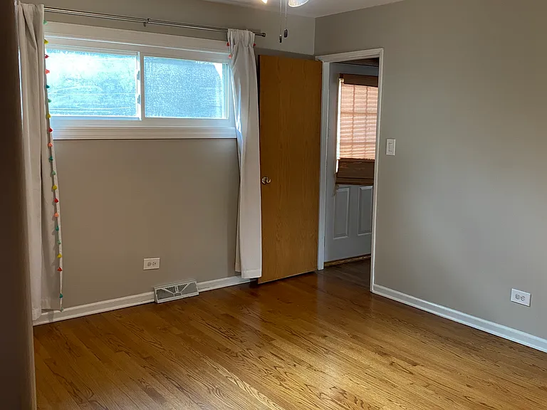 332 Indian Dr — Photo 8