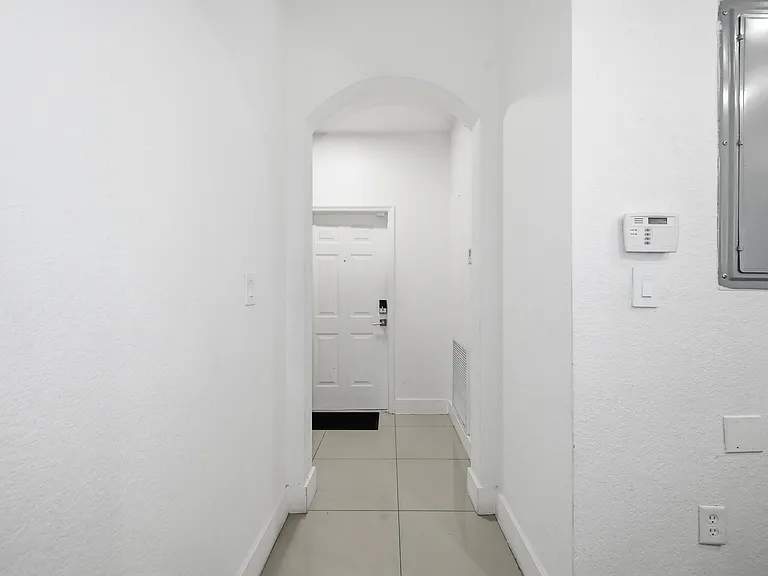 14030 SW 49th St #10 — Photo 17