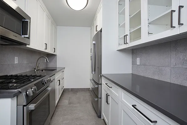 Sold by Compass | media 14