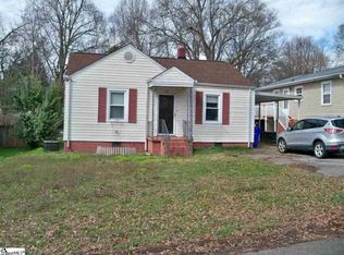 19 Dixie Ave, Greenville, SC 29607