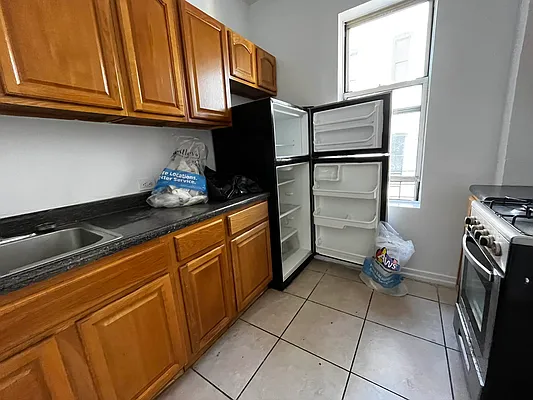 Rented by Lang Realty LLC | media 4