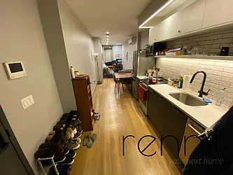 Rented by Rennit Inc.
