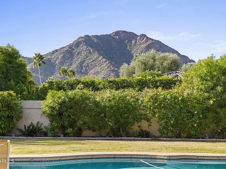 6131 E Naumann Dr — Photo 32