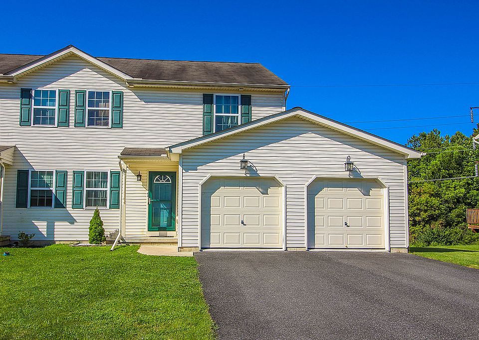 1st image of 164 Jeffrey Ln