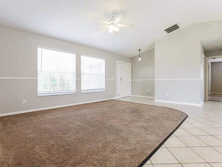 2525 Mather Ln — Photo 5