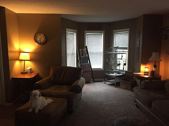 4th image of 612 W Park St