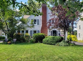 52 Van Allen Rd, Glen Rock, NJ 07452