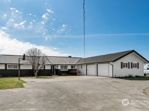 22609 SE 444th Street, Enumclaw, WA 98022