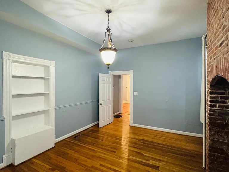 310 3rd St SE — Photo 11