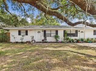 9425 W Milwaukee Ct, Crystal River, FL 34428