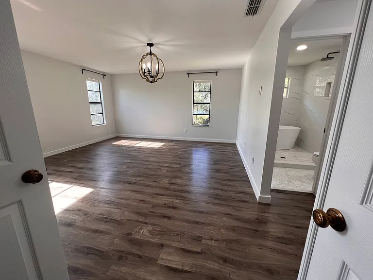 1352 Corner Oaks Dr — Photo 48